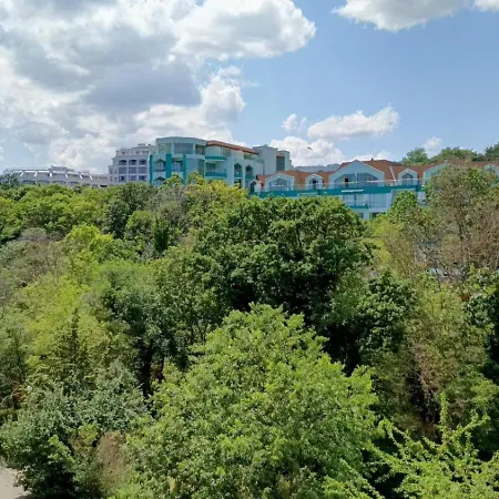 Aparthotel Golden Line Park