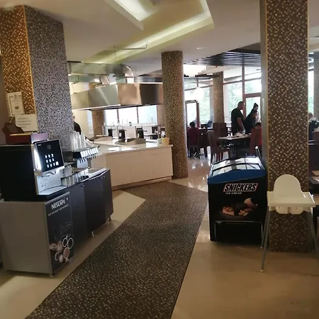 Golden Line Park Aparthotel Golden Sands